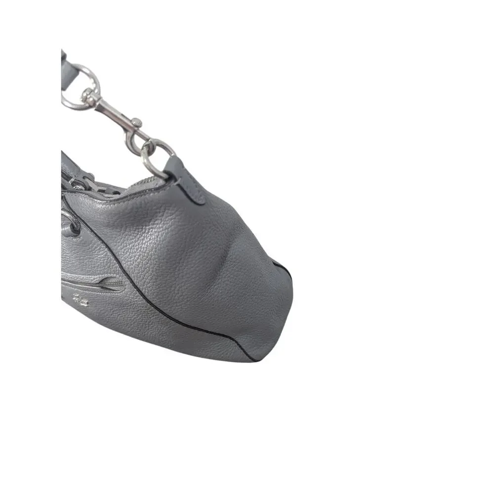 COACH! DOVE GRAY GENUINE PEBBLED LEATHER, SILVER HARDWARE PURSE, SHOULDER BAG!